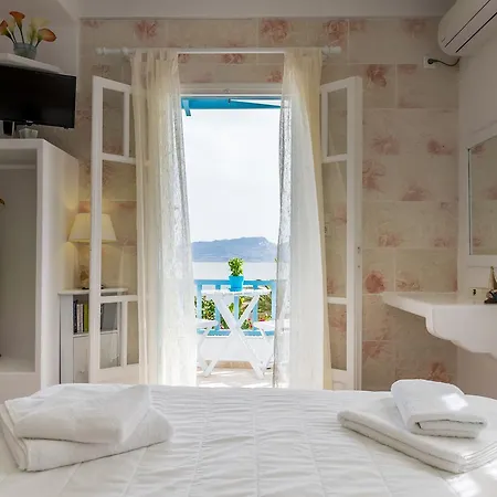 Orizontes Boutique Studios * Adamantas (Milos)