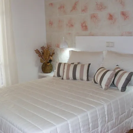 Orizontes Boutique Studios *