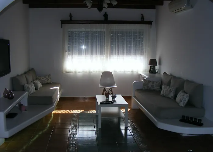 Orizontes Boutique * Adamantas