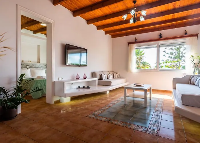 Orizontes Boutique Adamantas