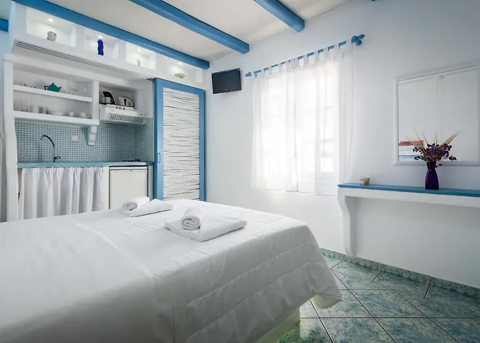 Orizontes Boutique אדאמאס